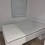 Apartmaji Meduza 2 Apartment *