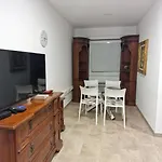 Apartmaji Meduza 2 Apartment *